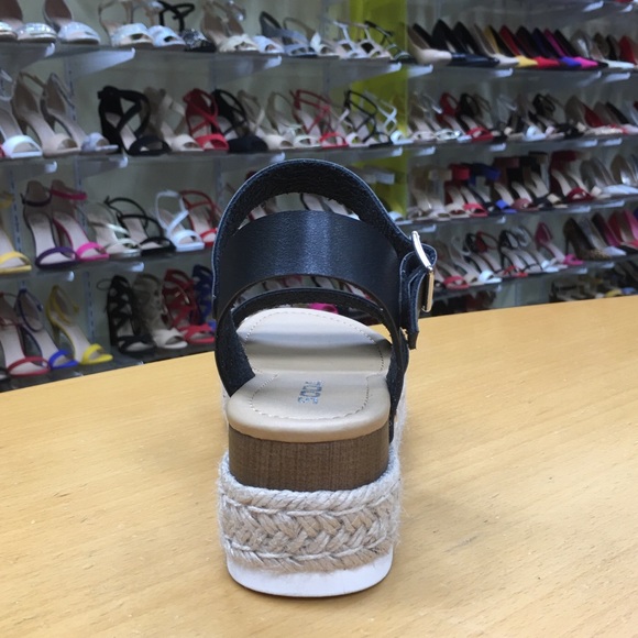 RESTOCK Soda Clip Black FlatForm Espadrille Sandal - Picture 8 of 9